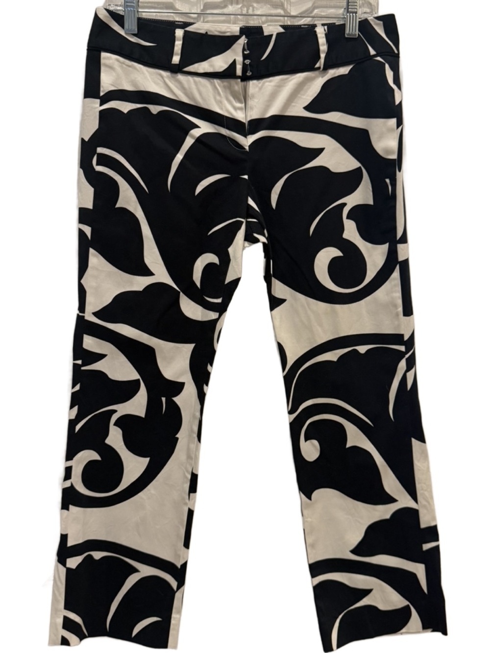 White House Black Market Black and White Printed Crop Pants. 6